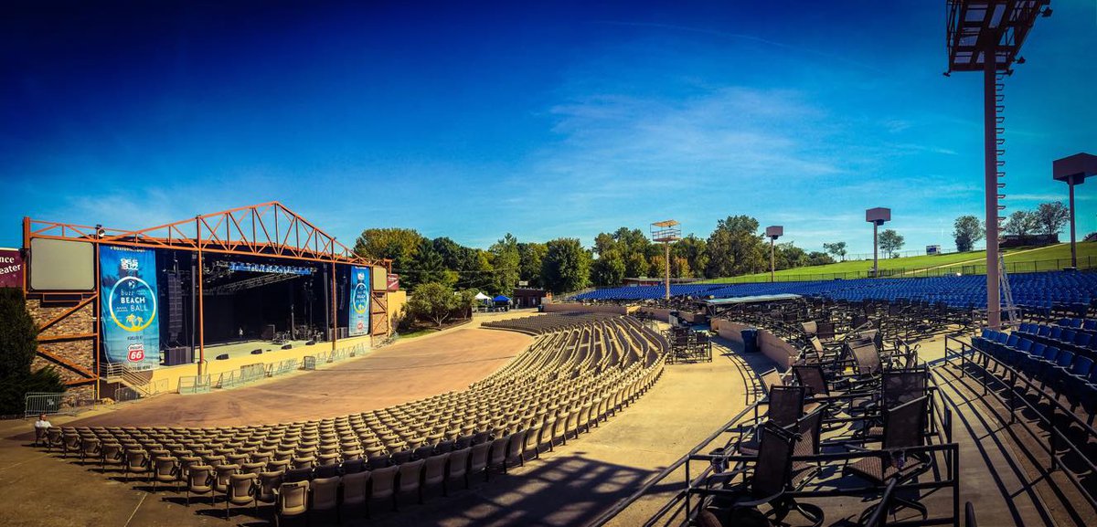 Azura Amphitheater