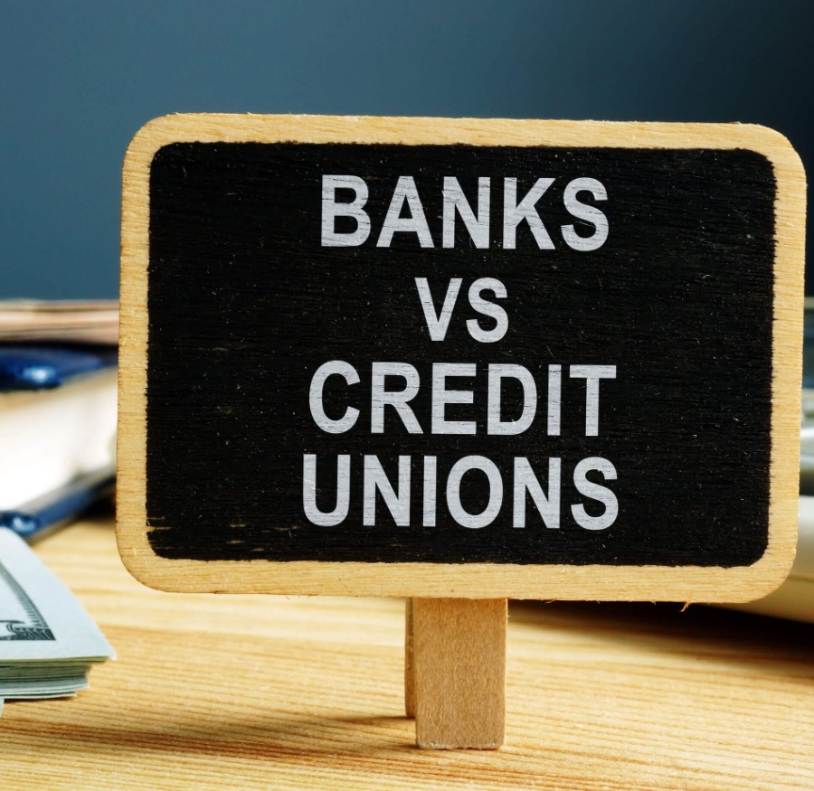 banks versus credit unions sign